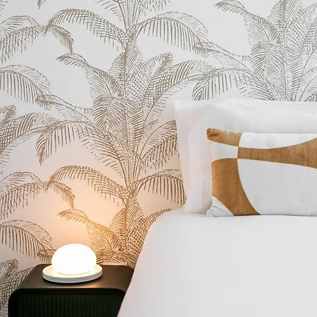 Sunny Penthouse 아파트