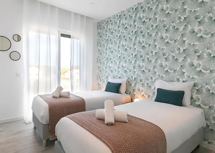 Sunny Penthouse Lägenhet