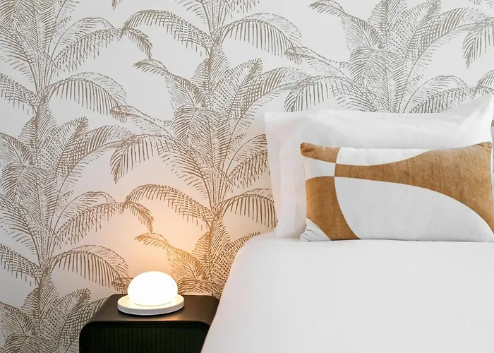 Sunny Penthouse Lägenhet